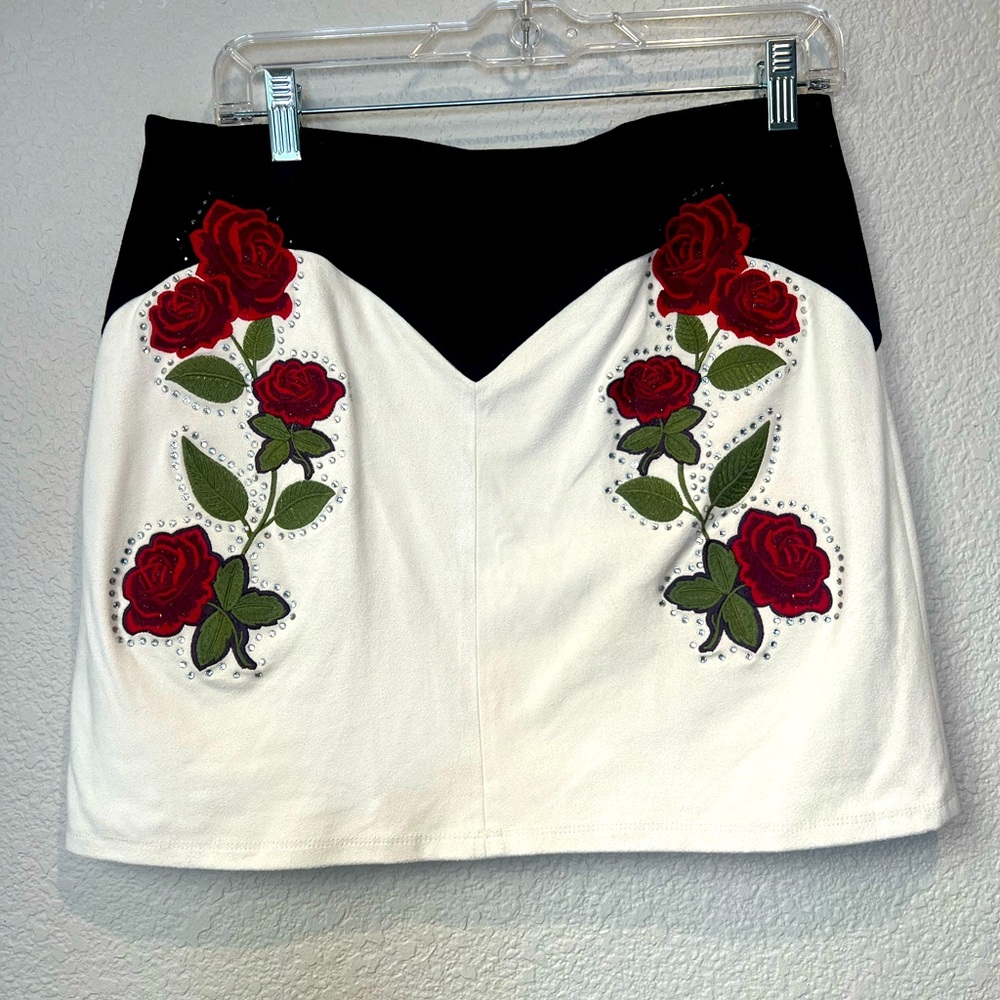 Idyllwind Rhinestone Rose Western Mini Skirt, S - Picture 7 of 10